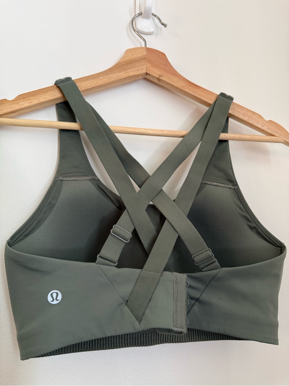 lululemon Energy Bra High Support - Picture 4 of 8